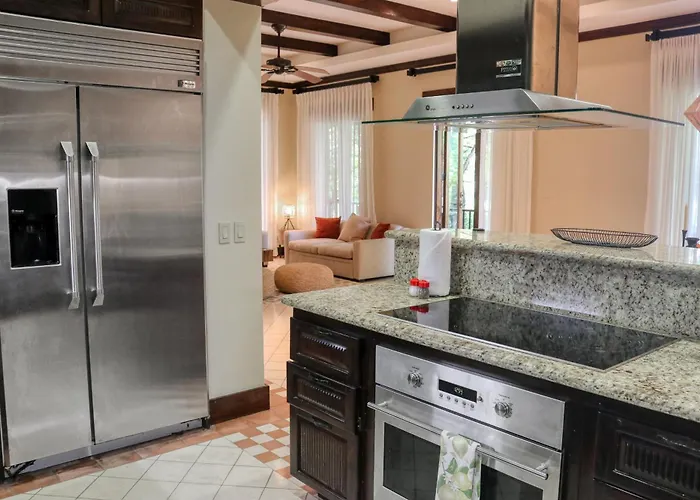 Hacienda Pinilla Villa: Lap Pool, Near Beaches Tamarindo