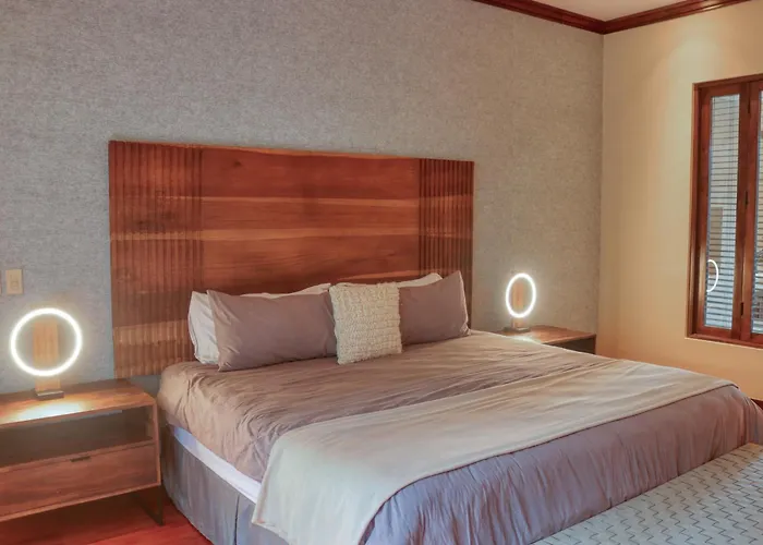 Hacienda Pinilla Villa: Lap Pool, Near Beaches * Tamarindo
